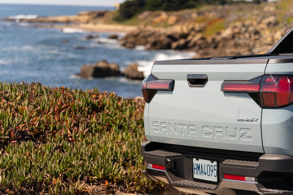 The 2022 Hyundai Santa Cruz Falls to Dealer Markups