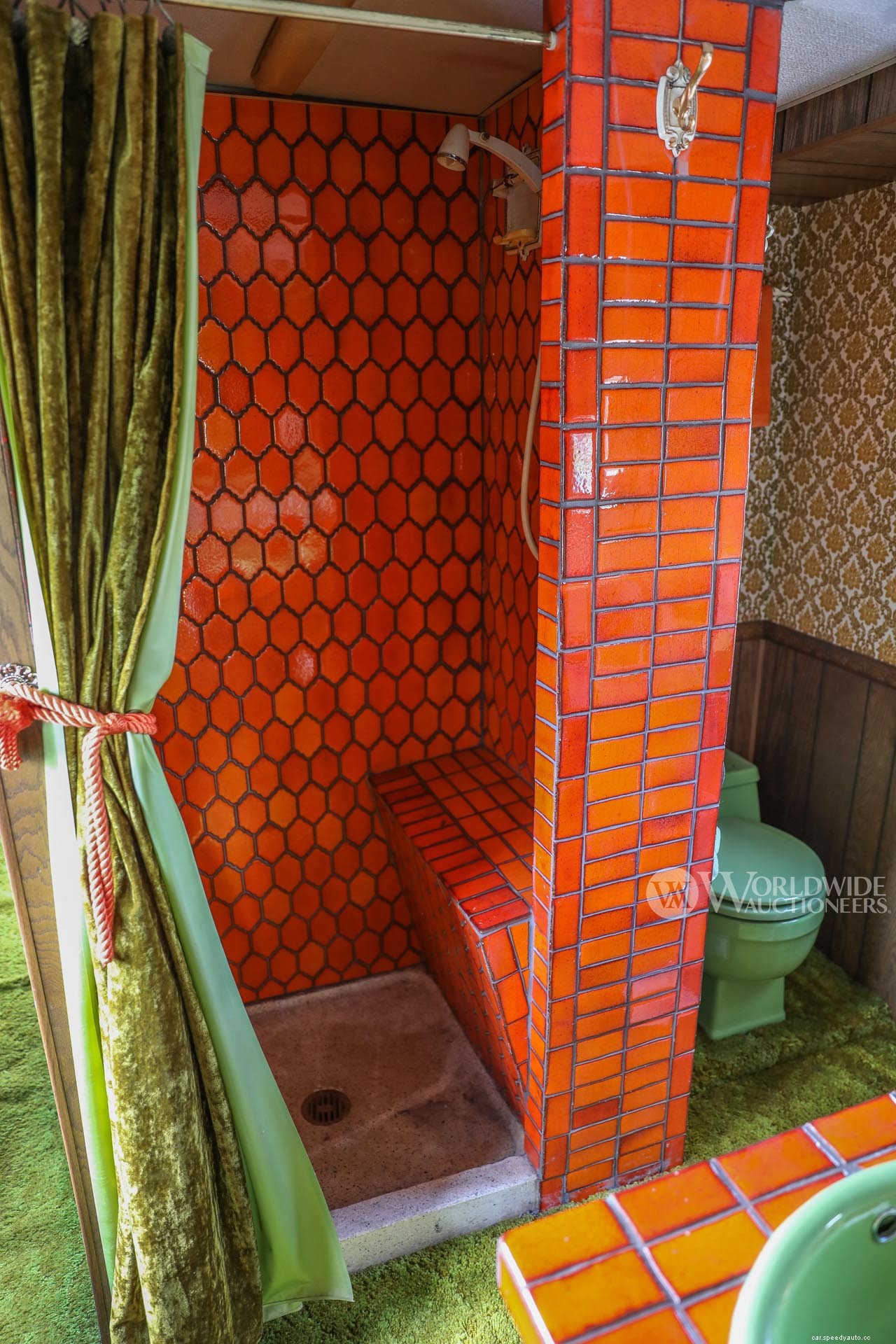 Motorhome Mania: Nothing Tops the 1974 Camelot Cruiser