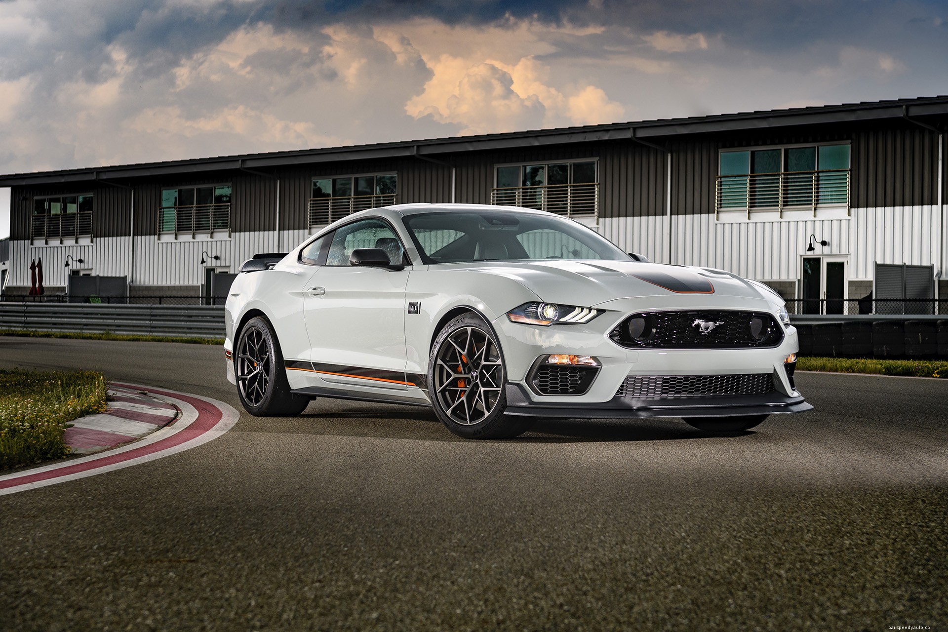 Ford Mustang Mach-1 vs BMW M4 Drag Race: Who Wins?
