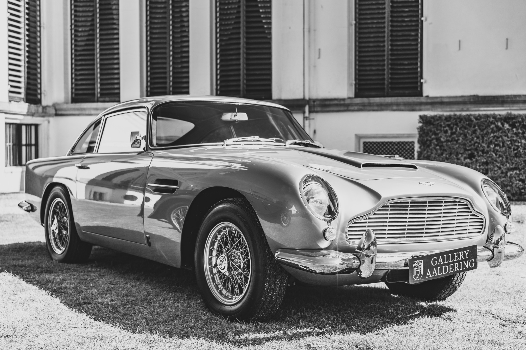 James Bond: Classic Cars That Sean Connery Made Famous