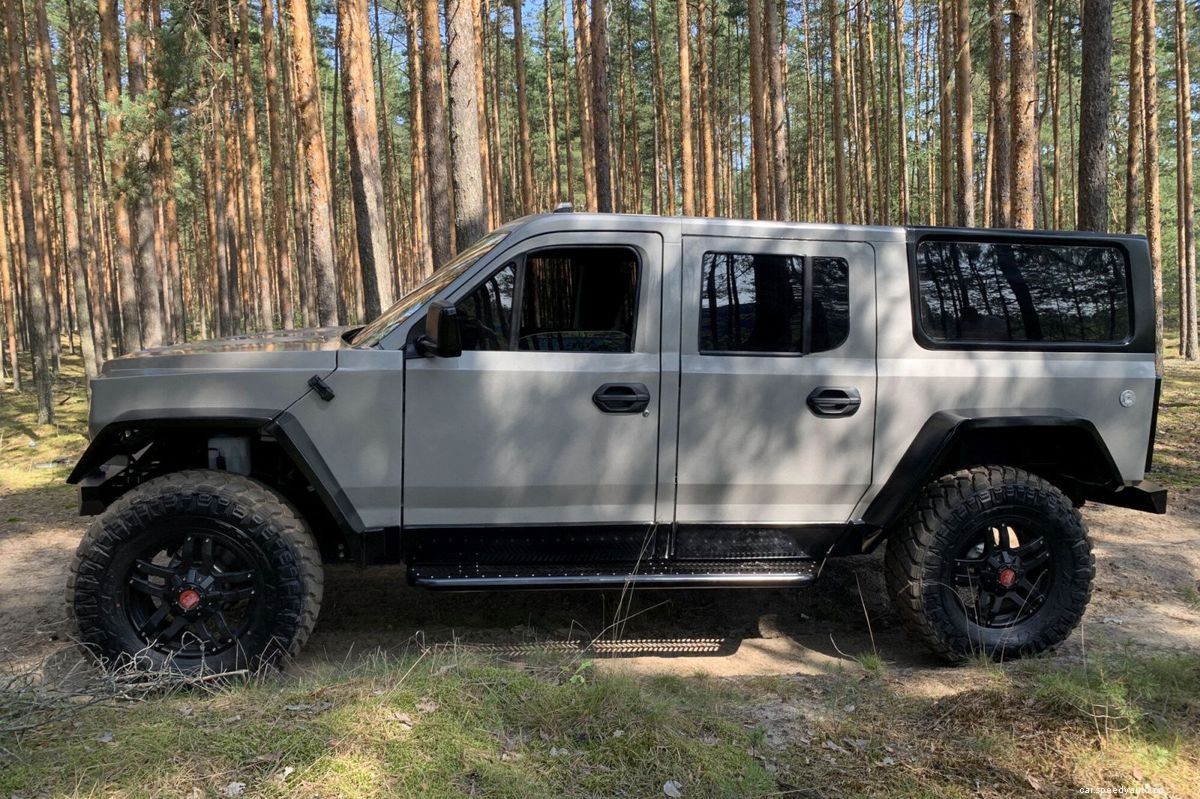 Now Russia Has Ripped Off Hummer With Strela SUV