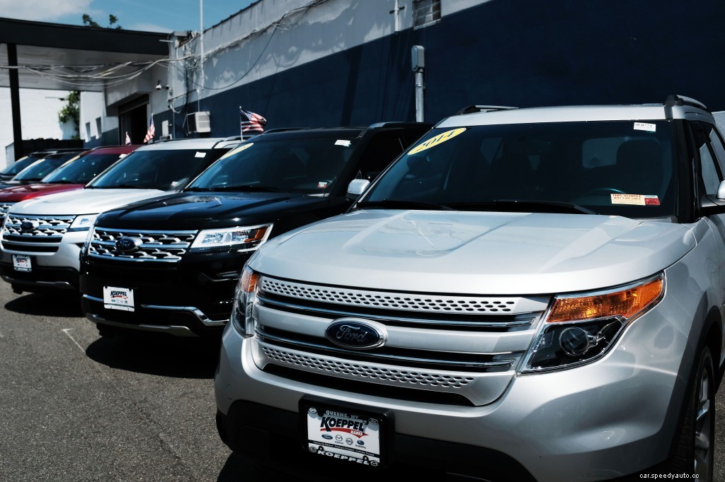 Buying a New Car Won’t Be Any Cheaper in 2023 and Here’s Why