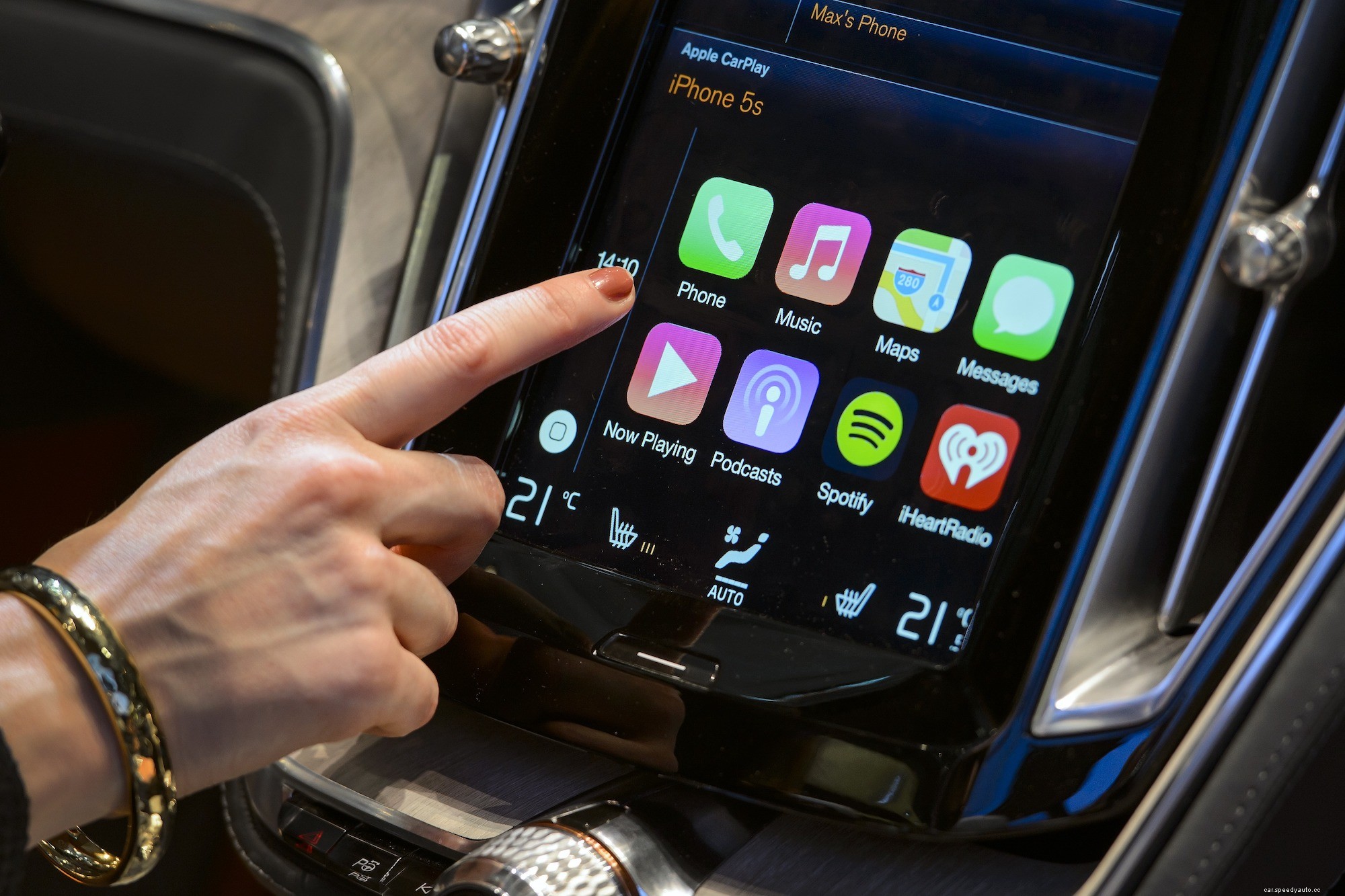 Apple Maps Will Soon Have 3D Navigation, But CarPlay Users Won’t Be Able to Use It