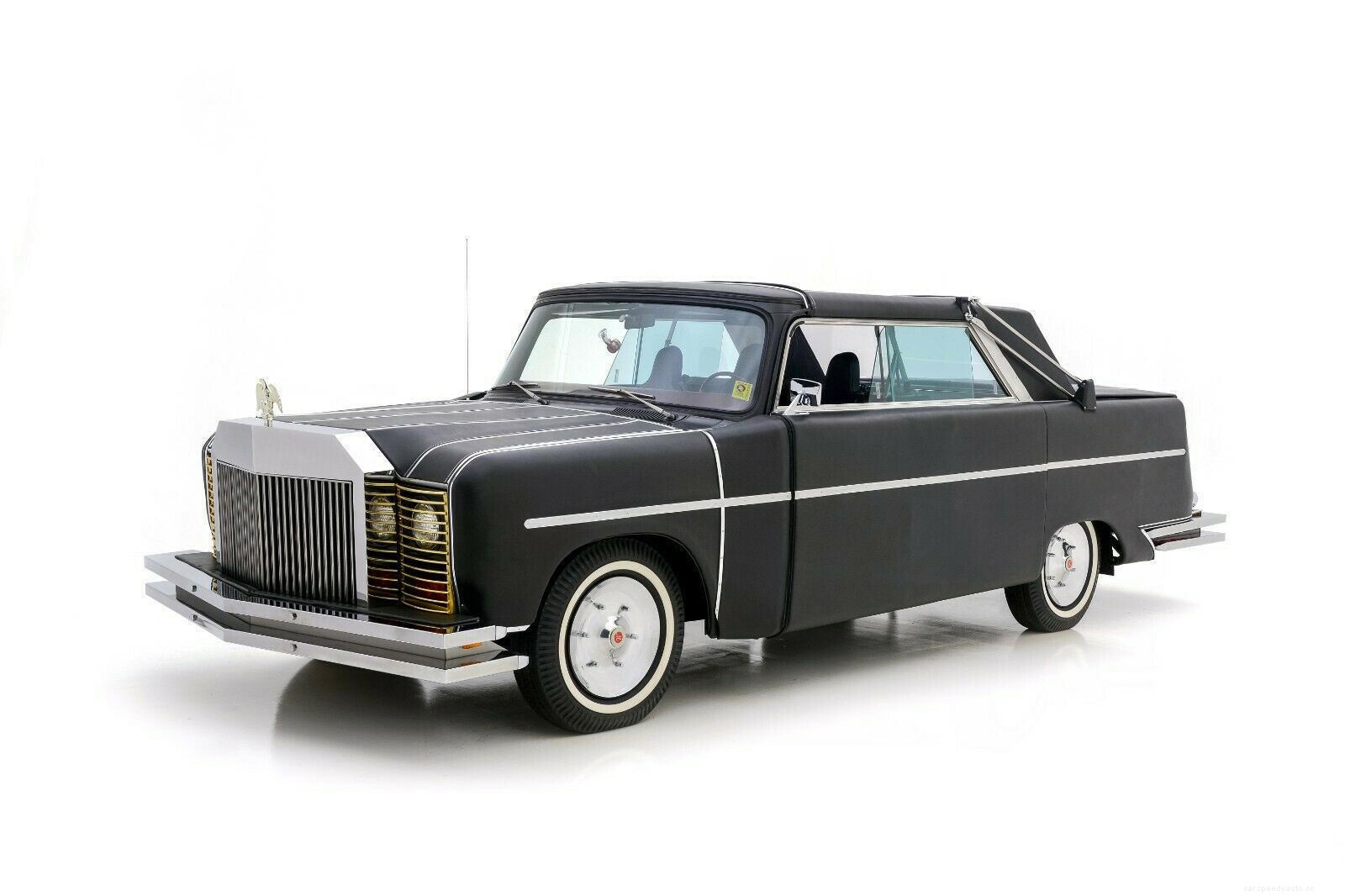 The Original Luxury Overlander Is the Incredibly Rare Mohs Safarikar and Was Just Found on eBay