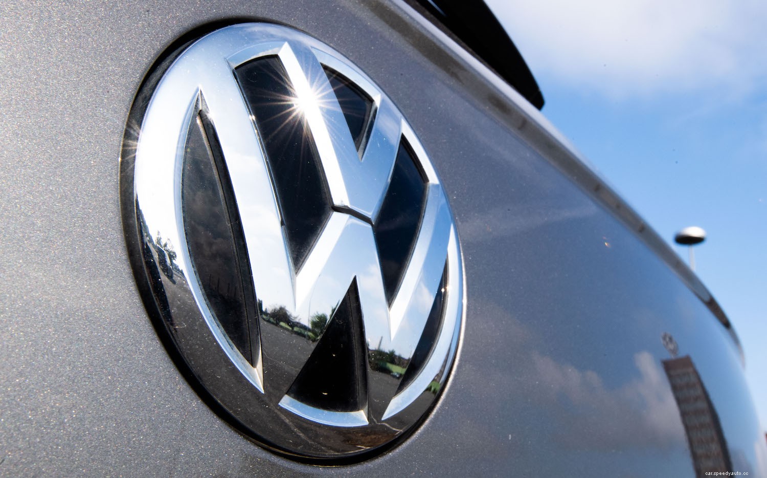 VW Could Enter F1 With Mercedes Encouragement