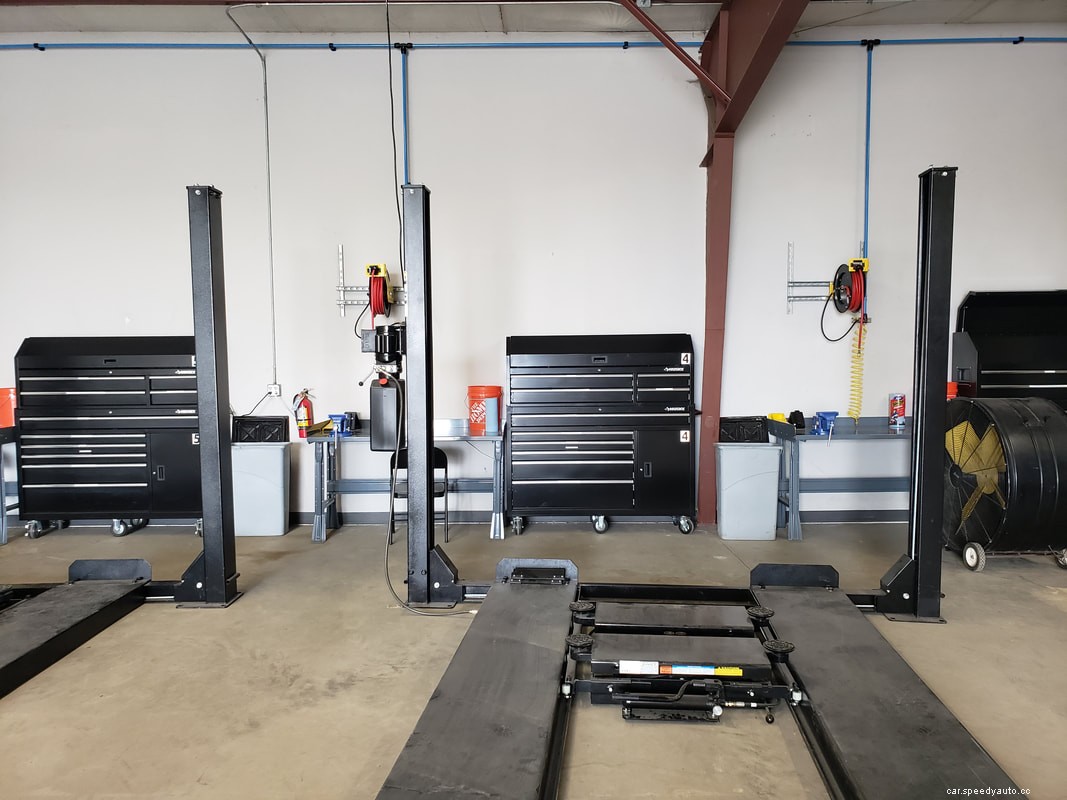 New to Working on Your Car? Rent a DIY Garage