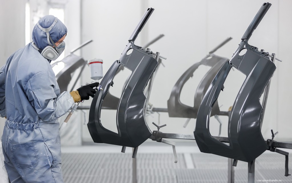 Here’s Why It’s a Terrible Idea to Paint a Car Yourself