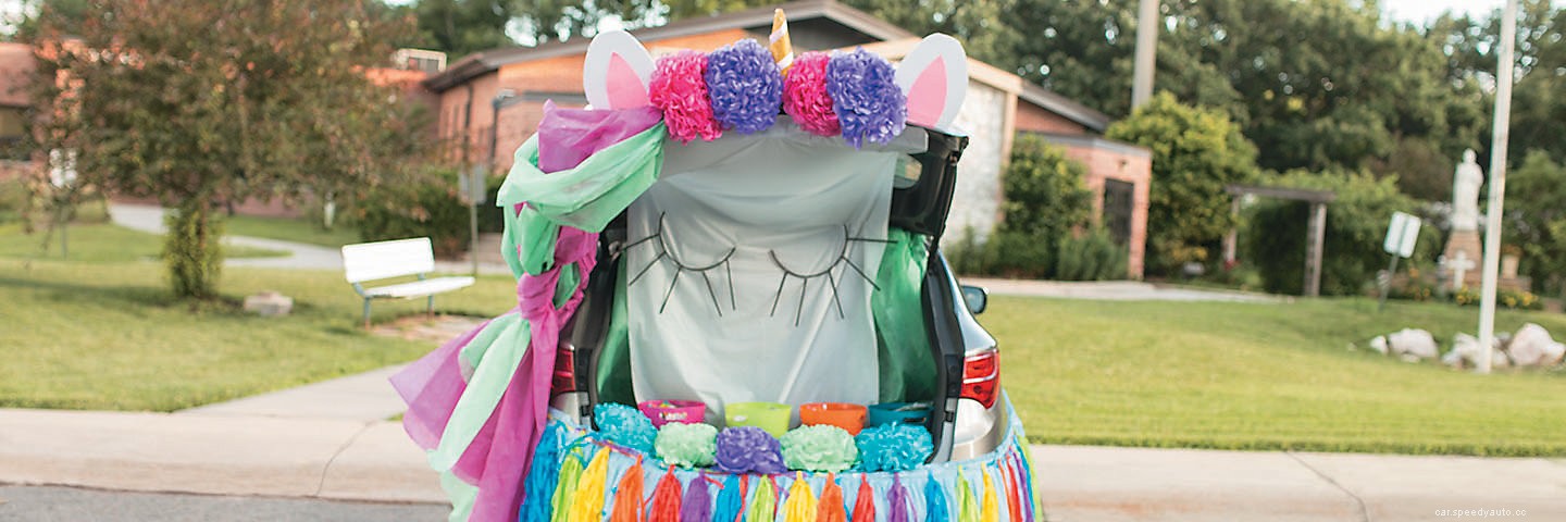 Trunk or Treat: the Best Halloween Decorations for Your SUV