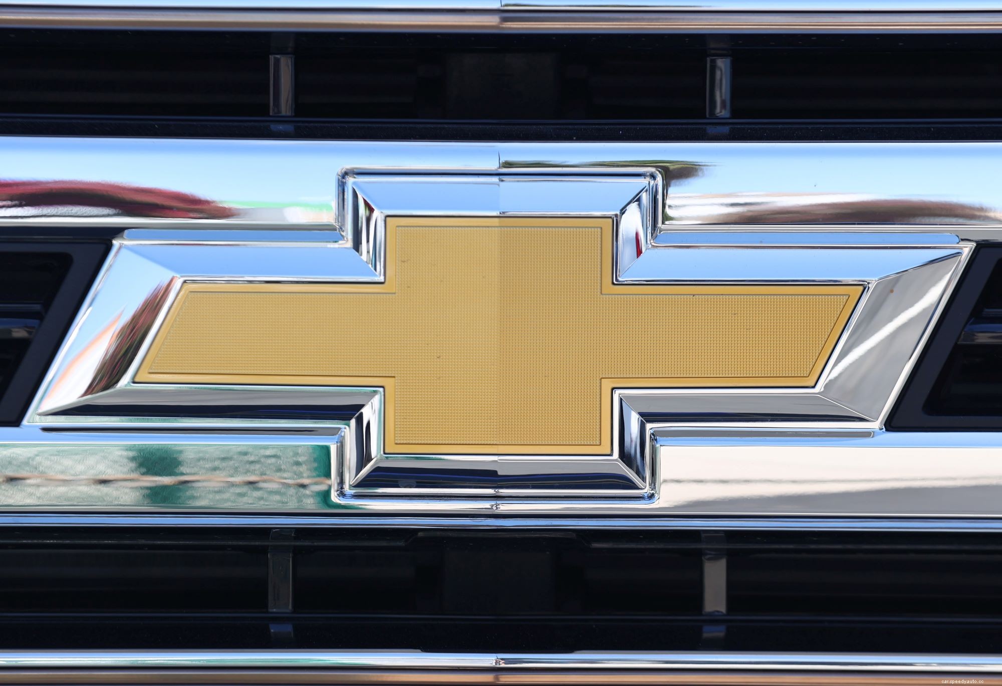 Used Chevy Equinox Model Year Boasts a Low Price and, Astoundingly, No Safety Recalls