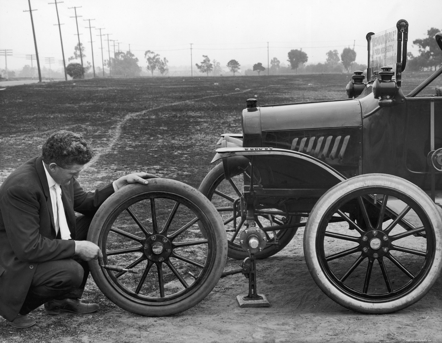 Using Soap To Find A Slow Tire Leak Or Valve Stem Leak