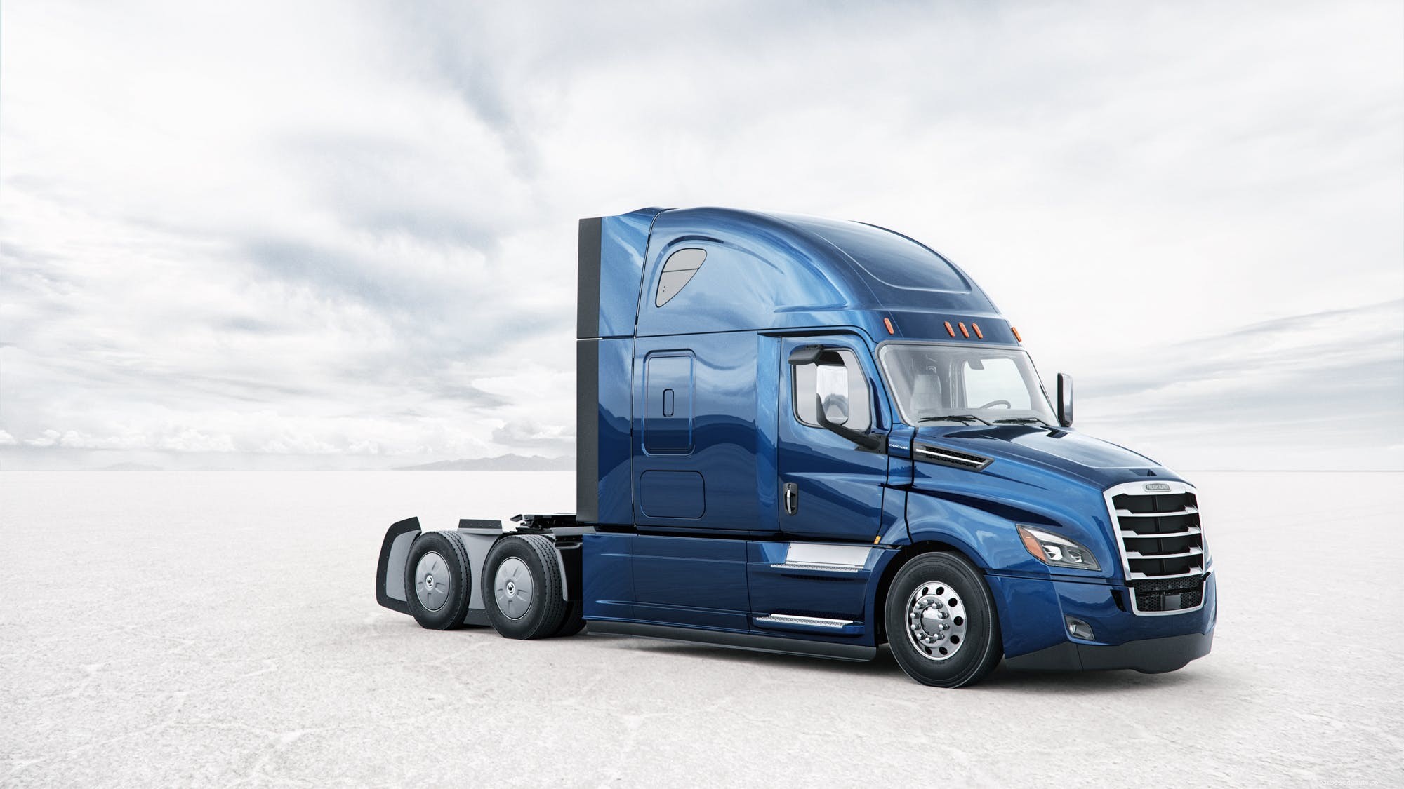 The Most Fuel-Efficient Semi-Trucks Are Absolute Gas Guzzlers