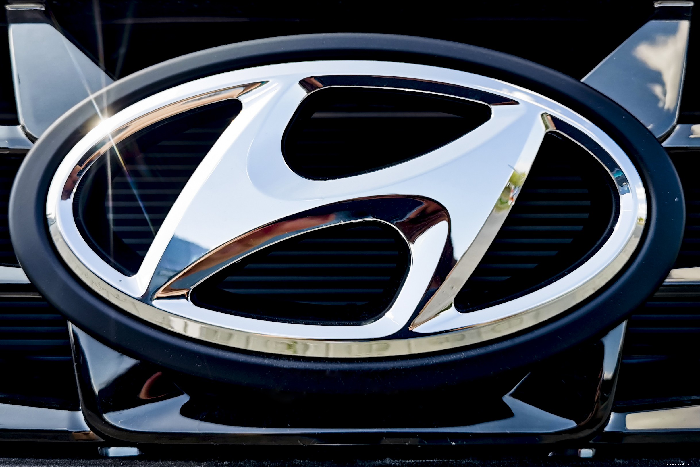 Hyundai’s New Hydrogen Sports Car Is Literally Half Rimac