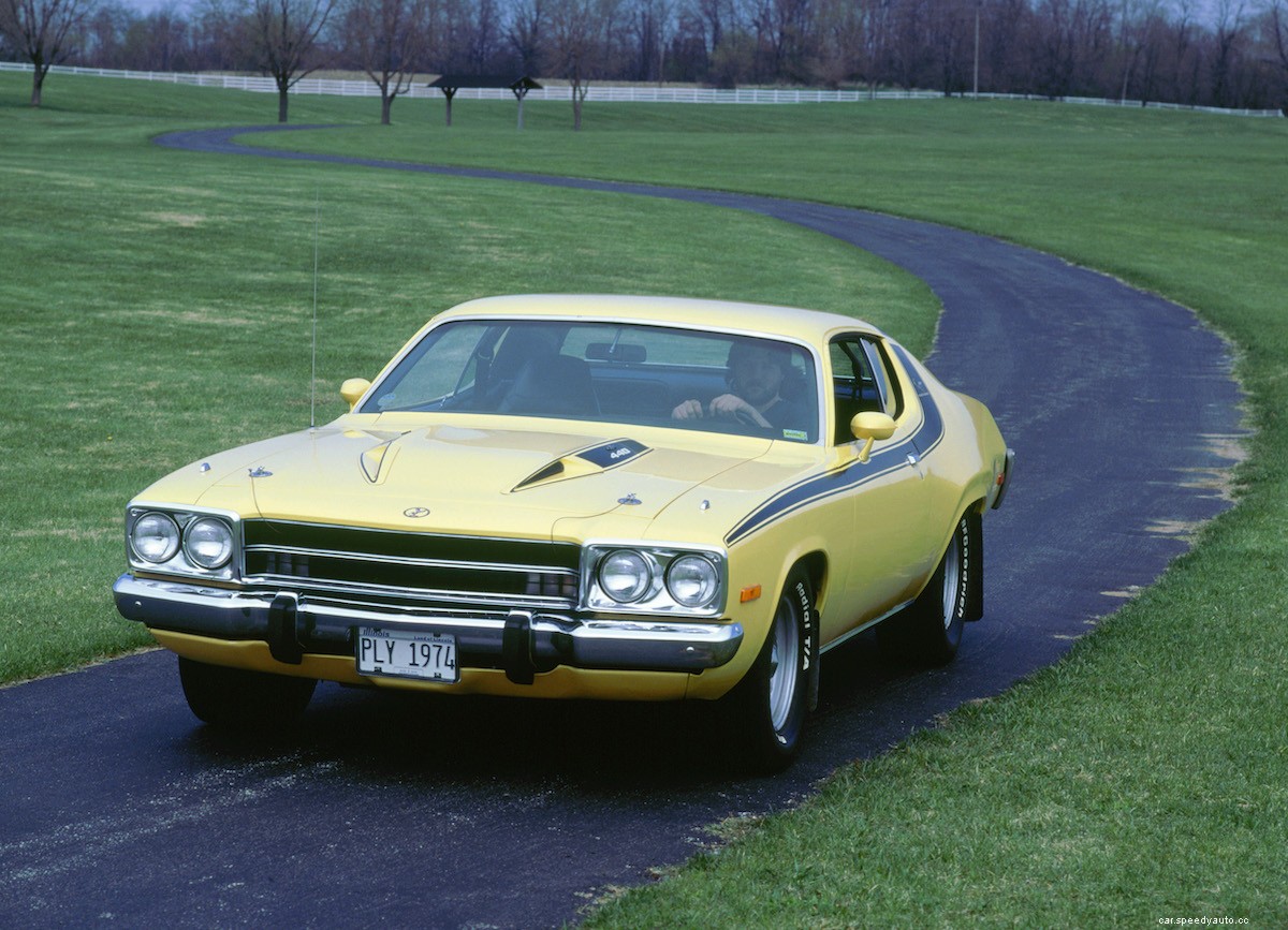 ‘Dukes of Hazzard’ Producers Sent Daisy Duke’s Car Off a Cliff for This Rumored Reason