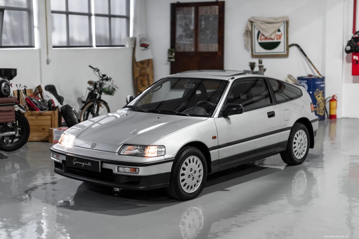 This Pristine 1990 Honda CR-X Has Fewer Miles Than a Brand New Car