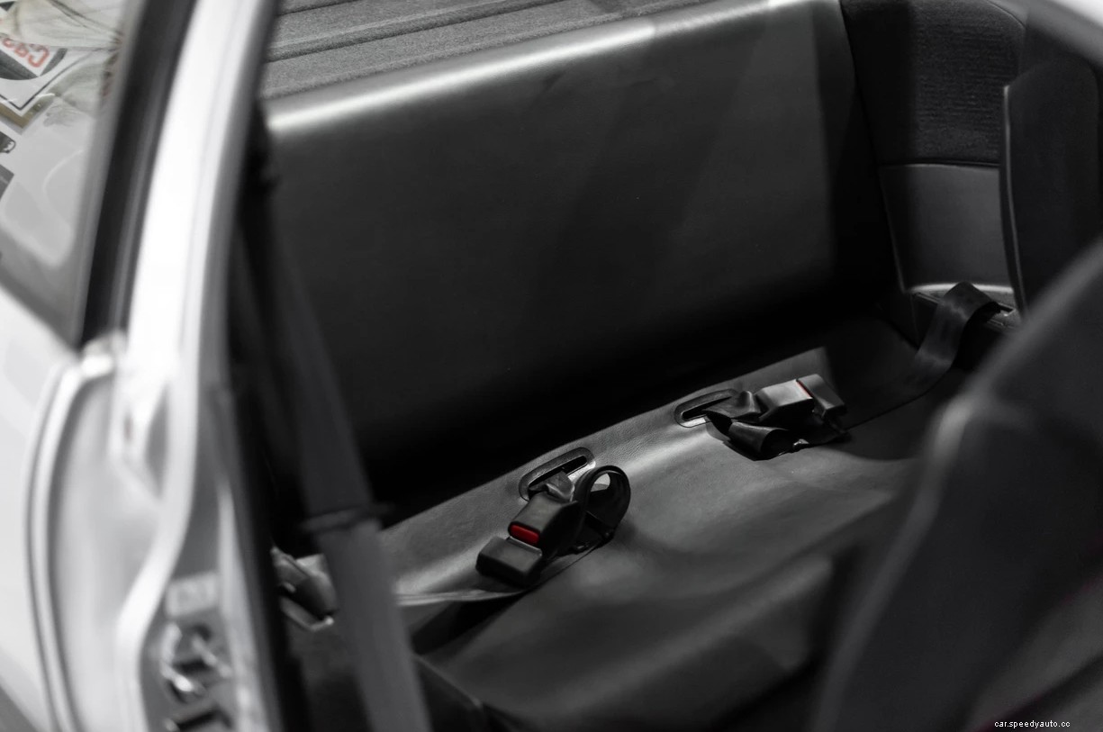 This Pristine 1990 Honda CR-X Has Fewer Miles Than a Brand New Car