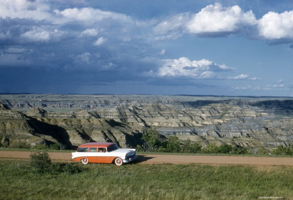 Road Trip Songs and the Classic Cars That Inspired Them