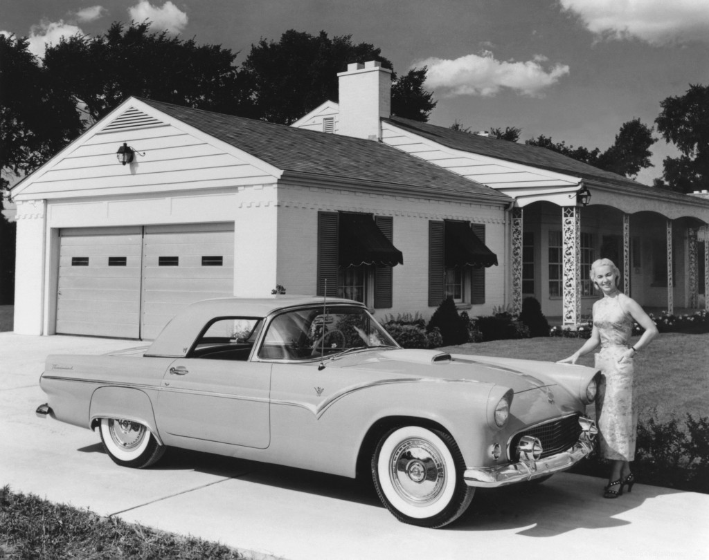 1955 Ford Thunderbird vs. 2005 Ford Thunderbird: 50 Years of T-Birds