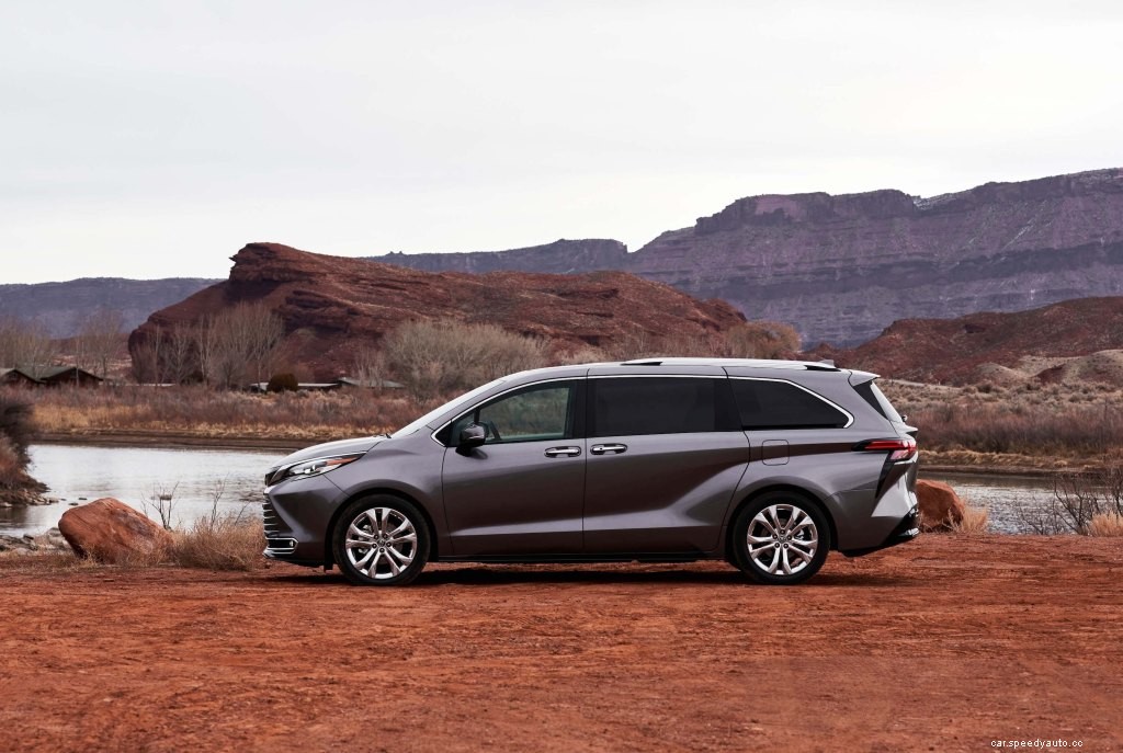 What’s Different About the 2022 Toyota Sienna Hybrid Compared to the 2021 Model?