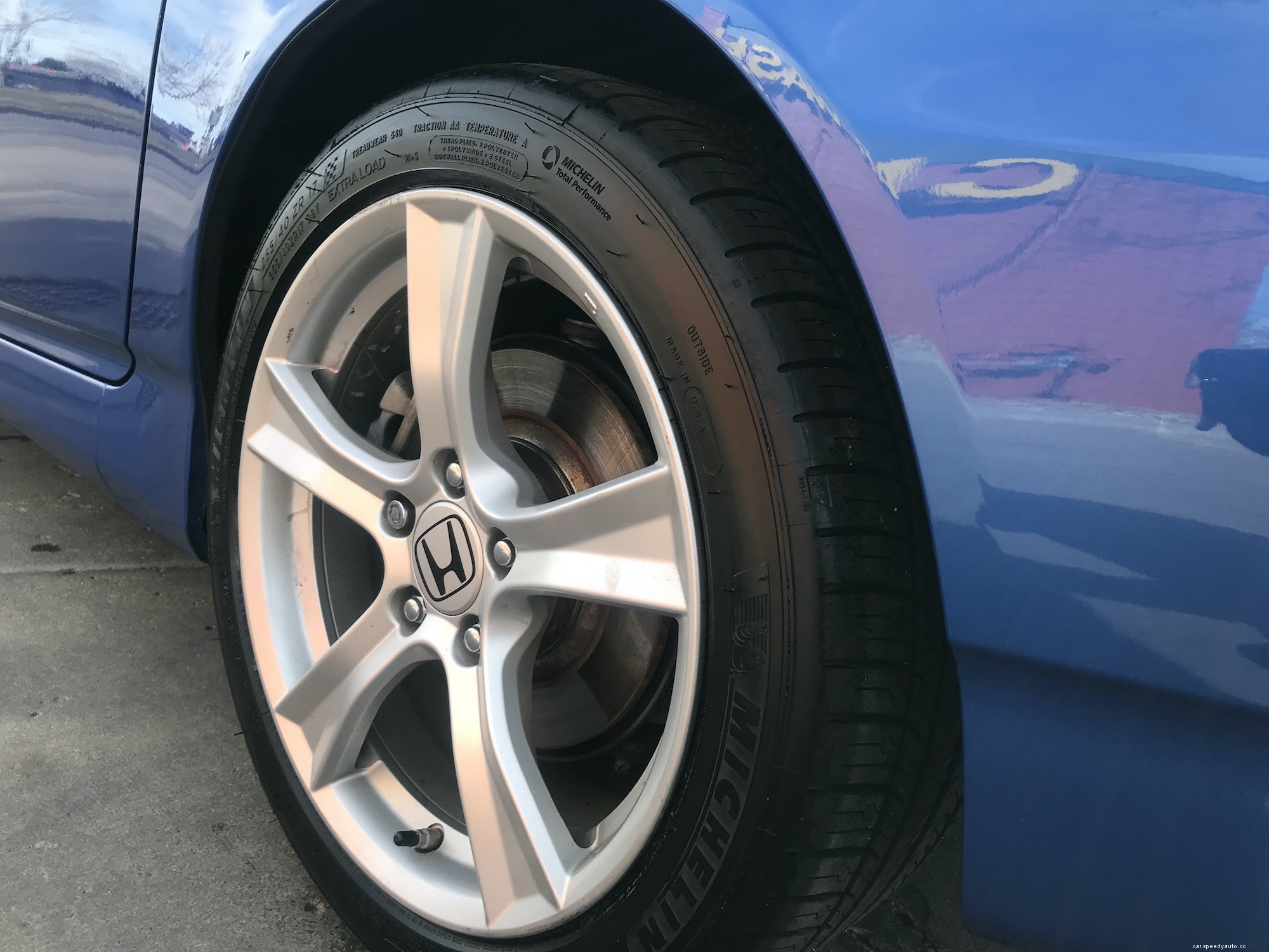 Jay Leno’s Garage Tire Shine Gives Your Tires a Wet Look Without The Mess