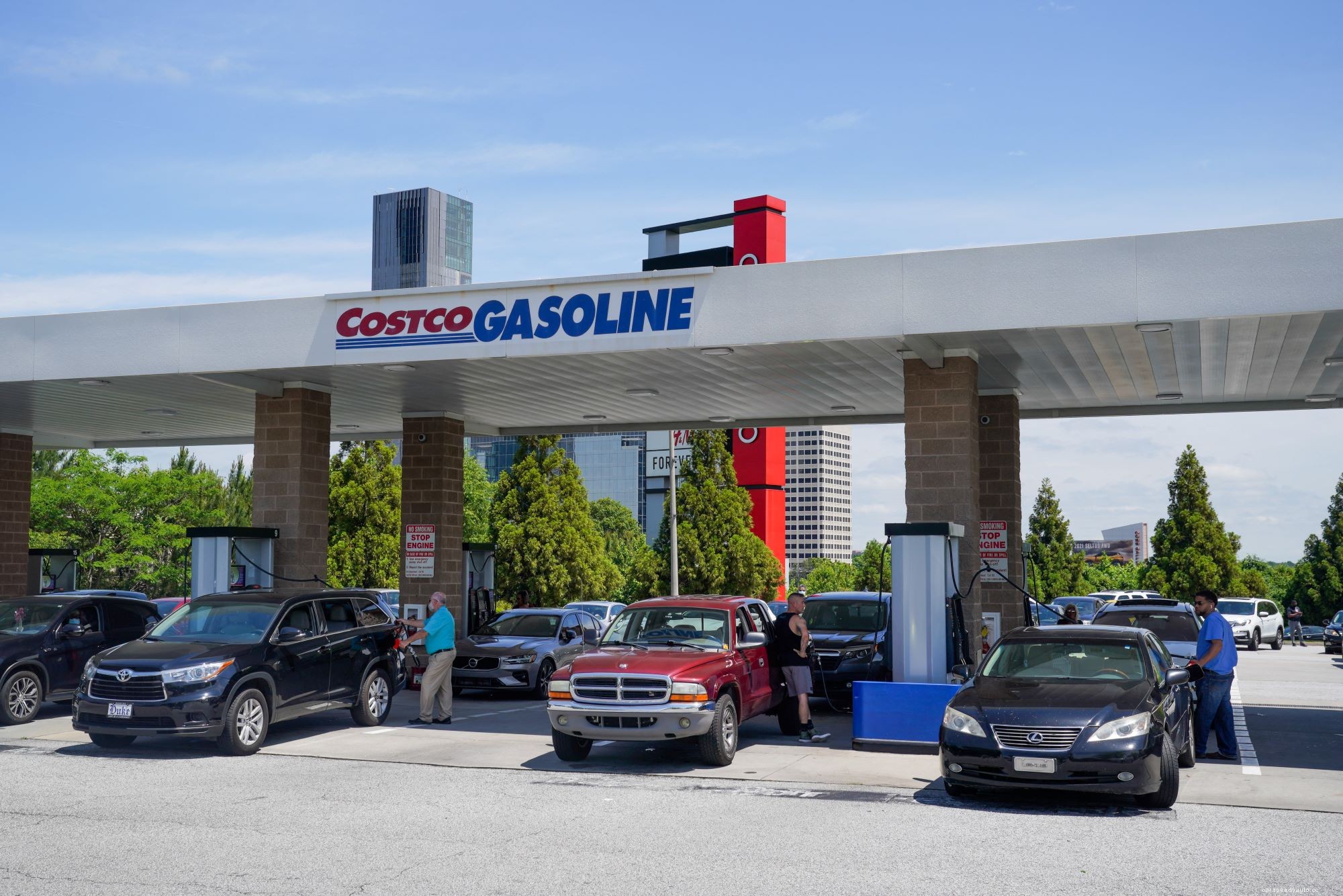 Costco, Sam’s Club, or BJ’s: Which Retailer Has the Cheapest Gas?