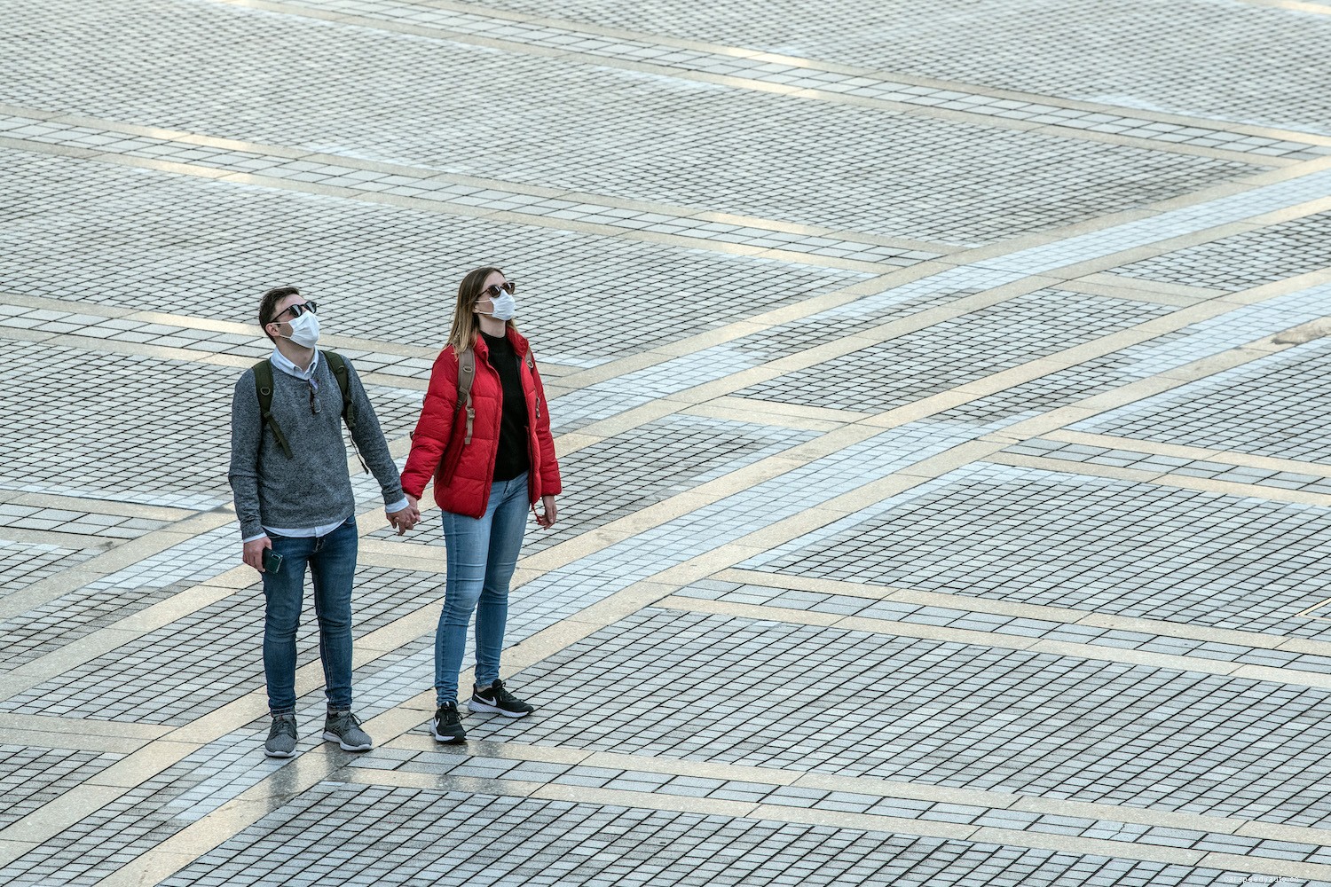 Experts: Flying Safer Than Driving During COVID Pandemic