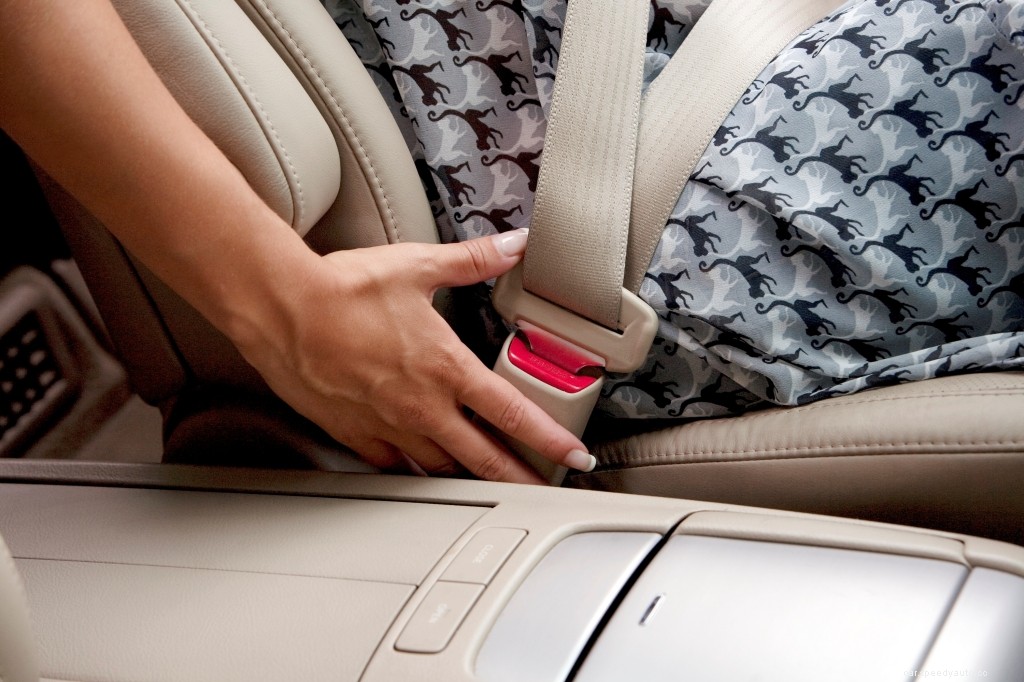 How to Fix a Seat Belt That’s Stuck