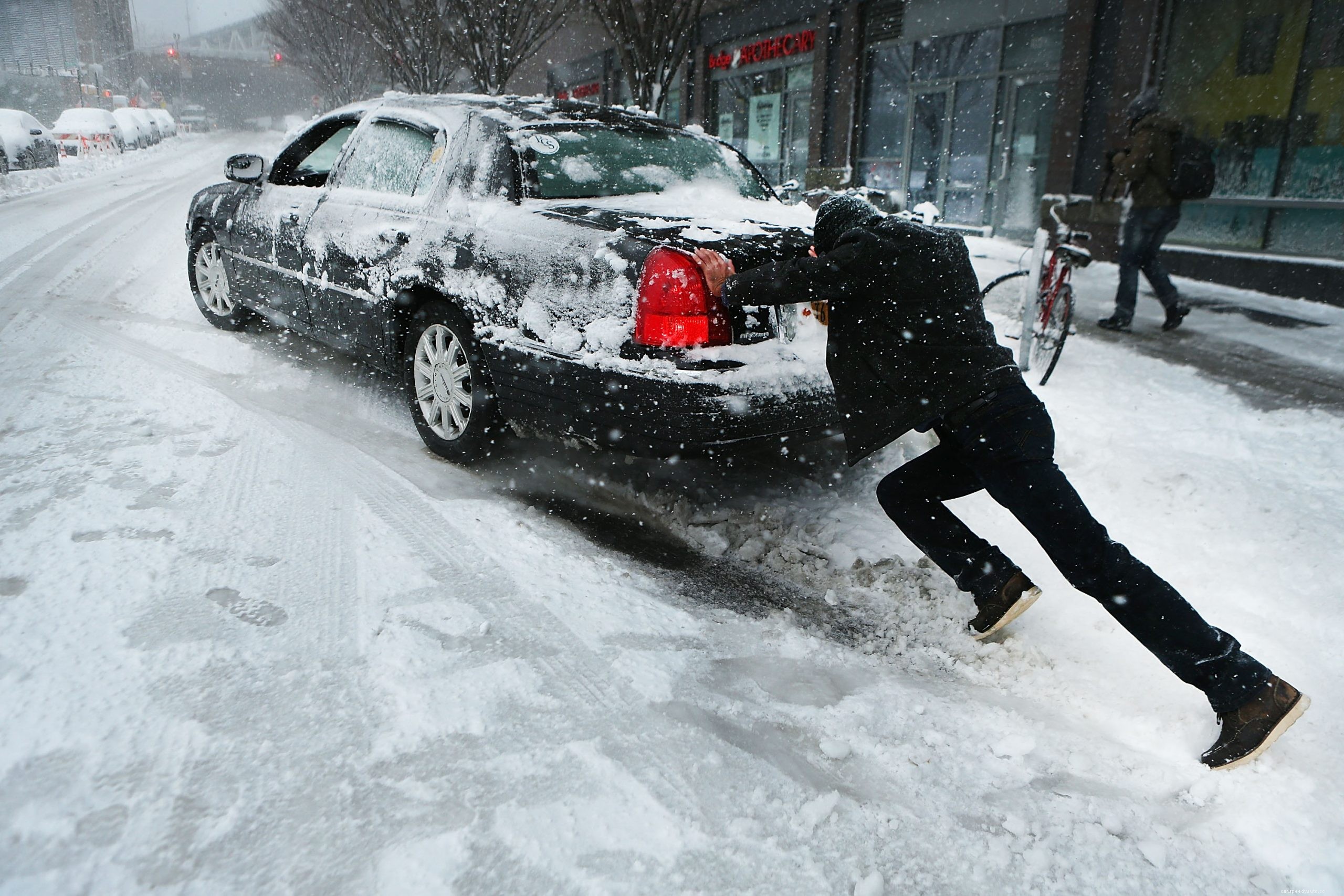 Winter Driving 101 and 5 Things to Do When Your Car Is Stuck in Snow