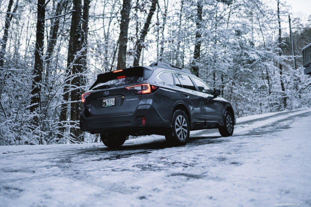 The 7 Best New Car Features You’ll Wish You Had for Winter Driving