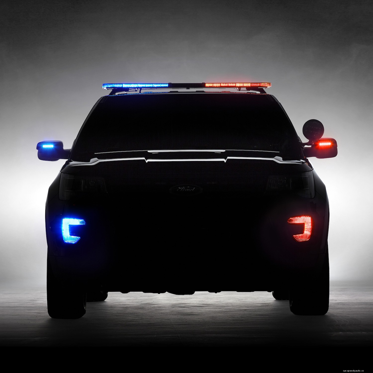 How to Spot Unmarked Police Cars (With Pictures)