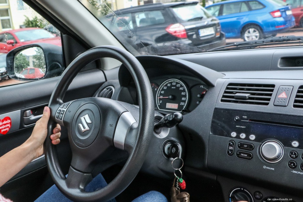 5 Tips for Driving a Rear-Wheel-Drive Car In the Snow