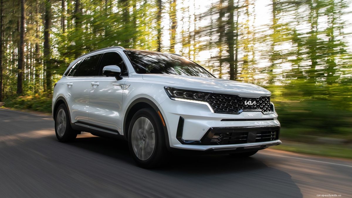 Magic in the Middle With the 2022 Kia Sorento PHEV SUV
