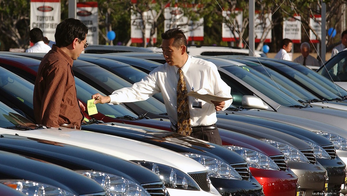 Questions to Expect From Your Car Salesperson When Buying a Car