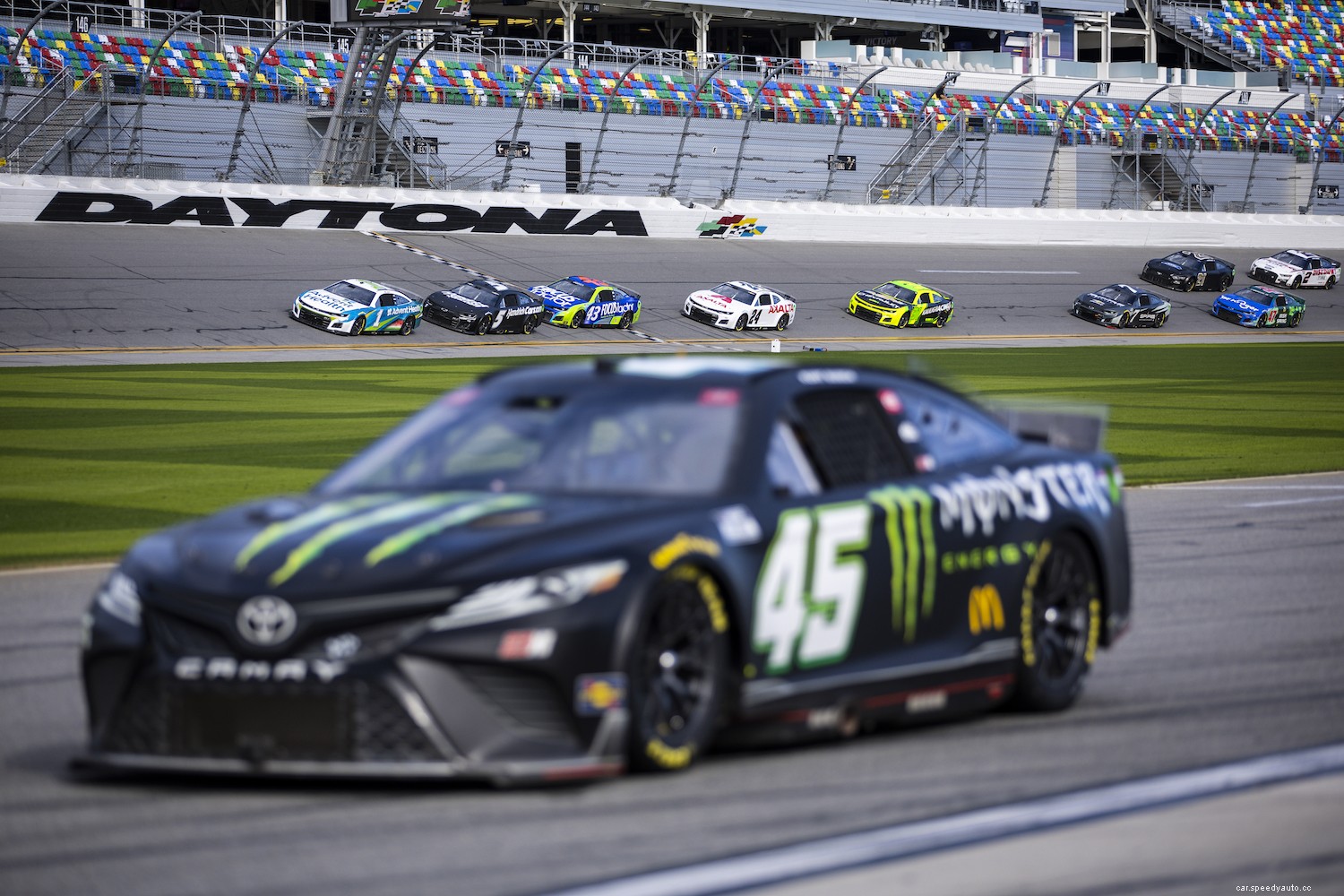 Does the NASCAR Next Gen Car Have a Rearview Mirror?