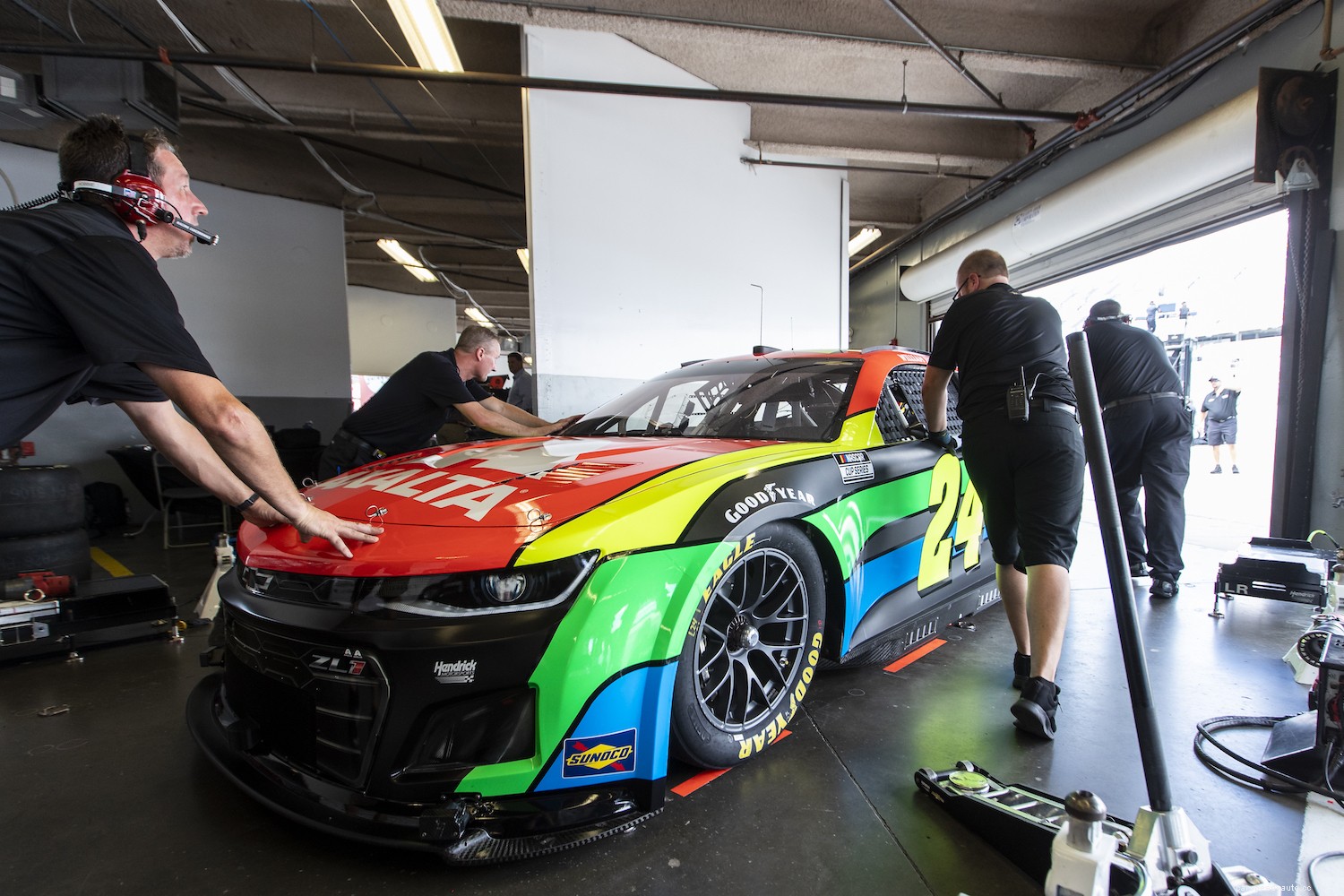 NASCAR Next Gen Car vs the Old Sixth-Gen Car: All the Differences