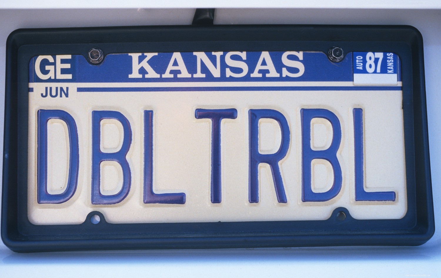 Do Custom License Plates Attract Police?