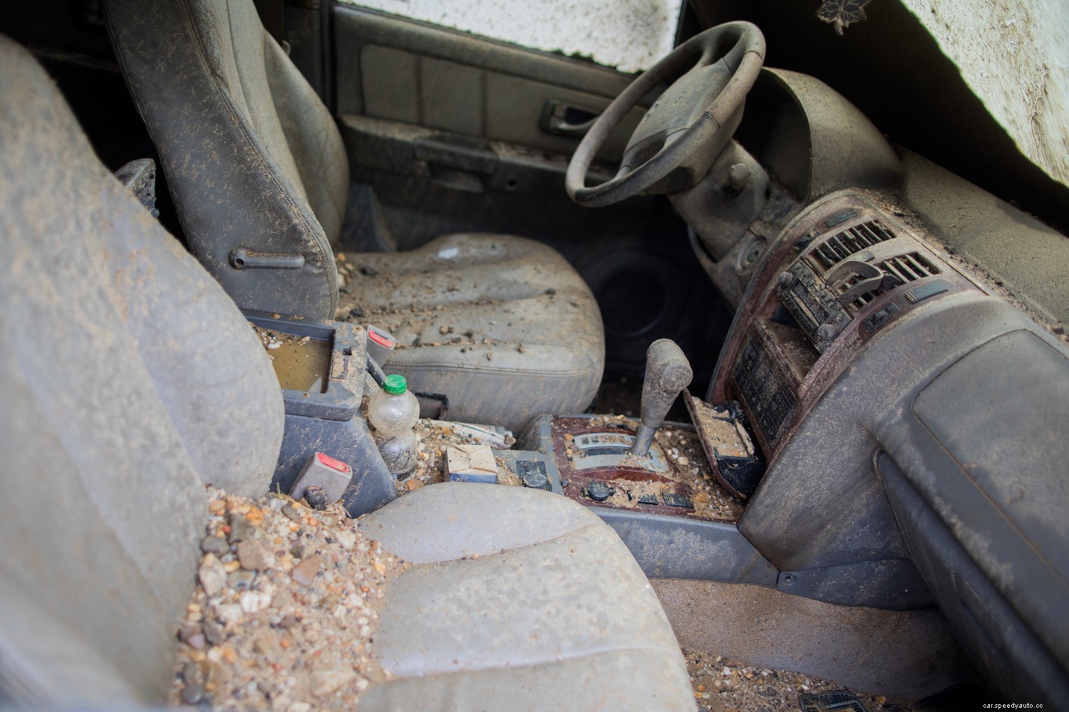 How To Clean Car Seats