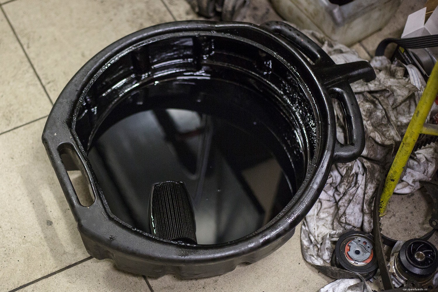 Oil Change Odds and Ends: Tips to Change Your Oil Like a Pro