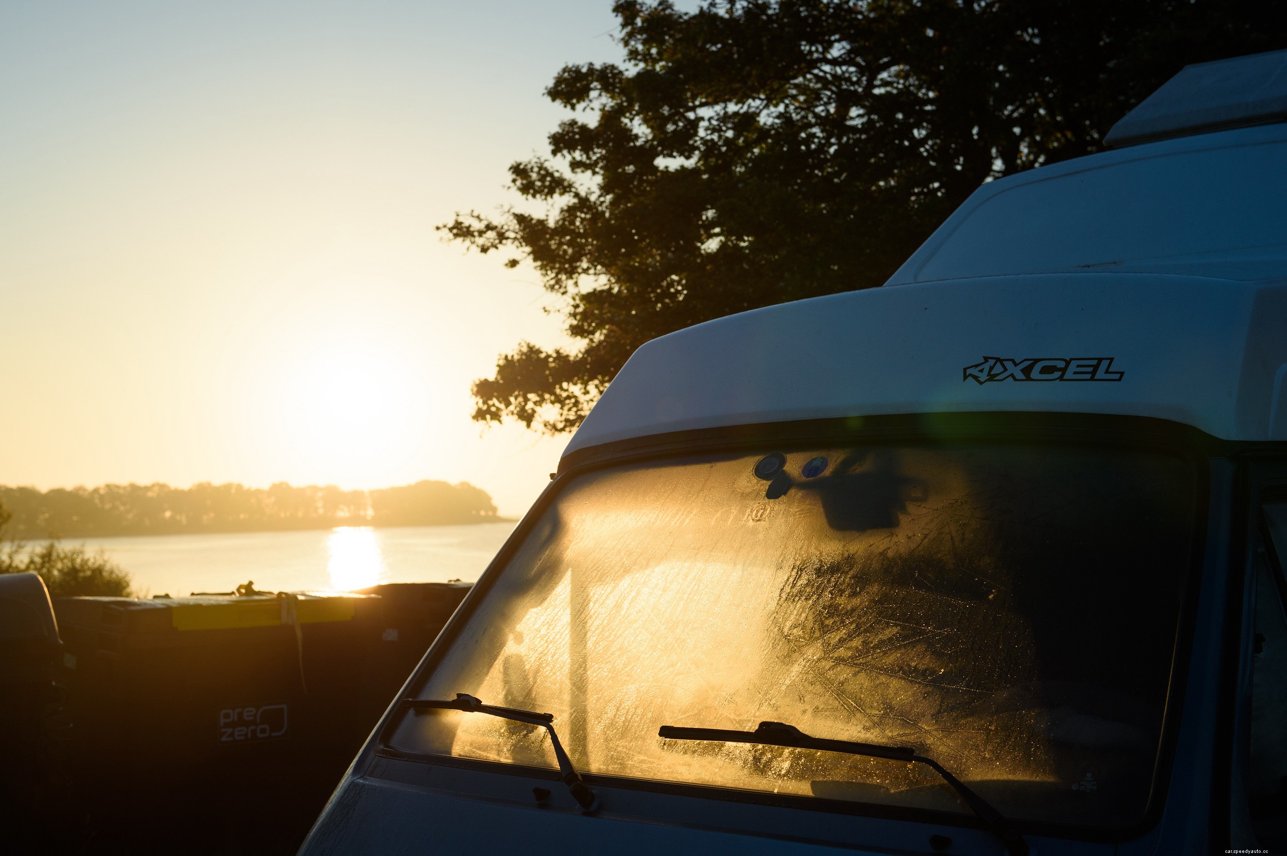 Here’s a Clever Trick to Keep Your Car Windows From Fogging Up