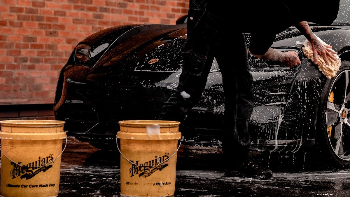 A Beginner’s Guide to Washing and Detailing Their Car at Home