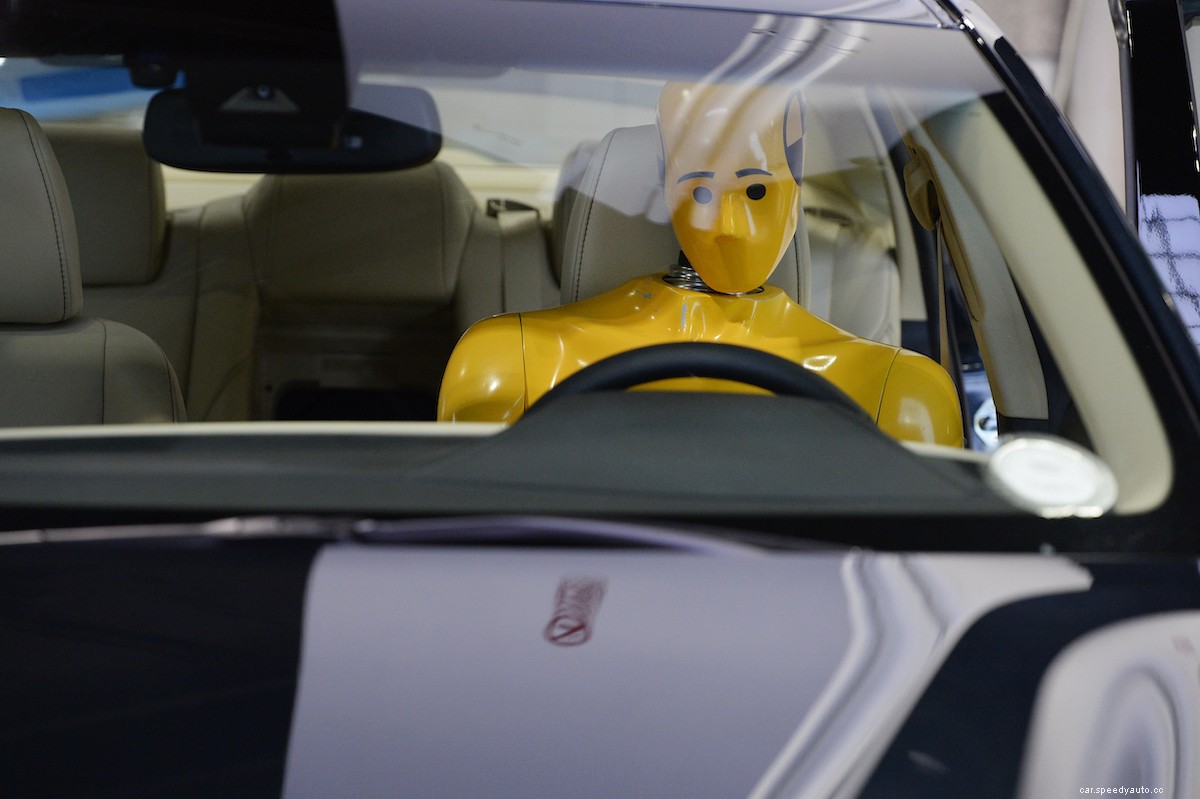 You Might Be Using Your Headrest Wrong, and It Could Cost Your Life