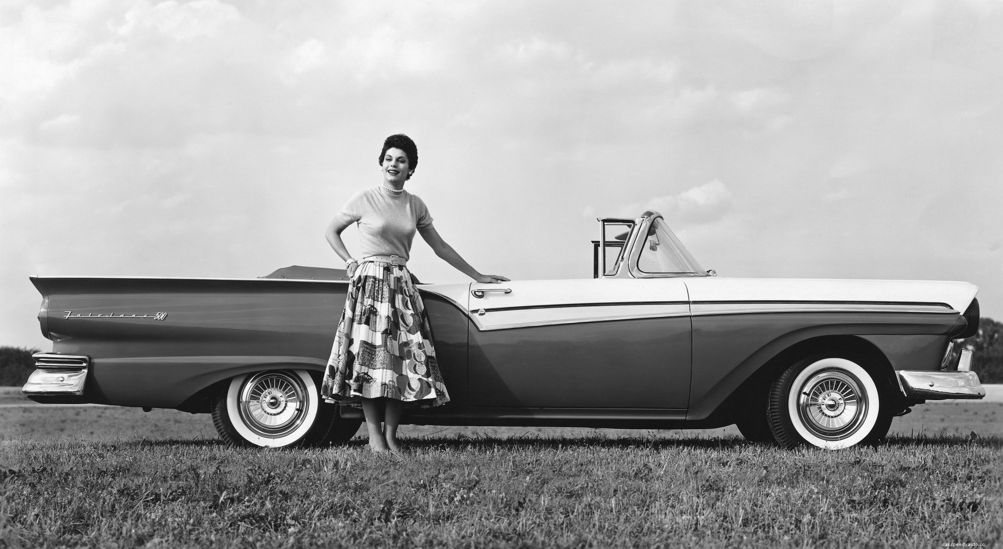 Classic Car Designer Is Still Creating Automotive Art 70 Years Later