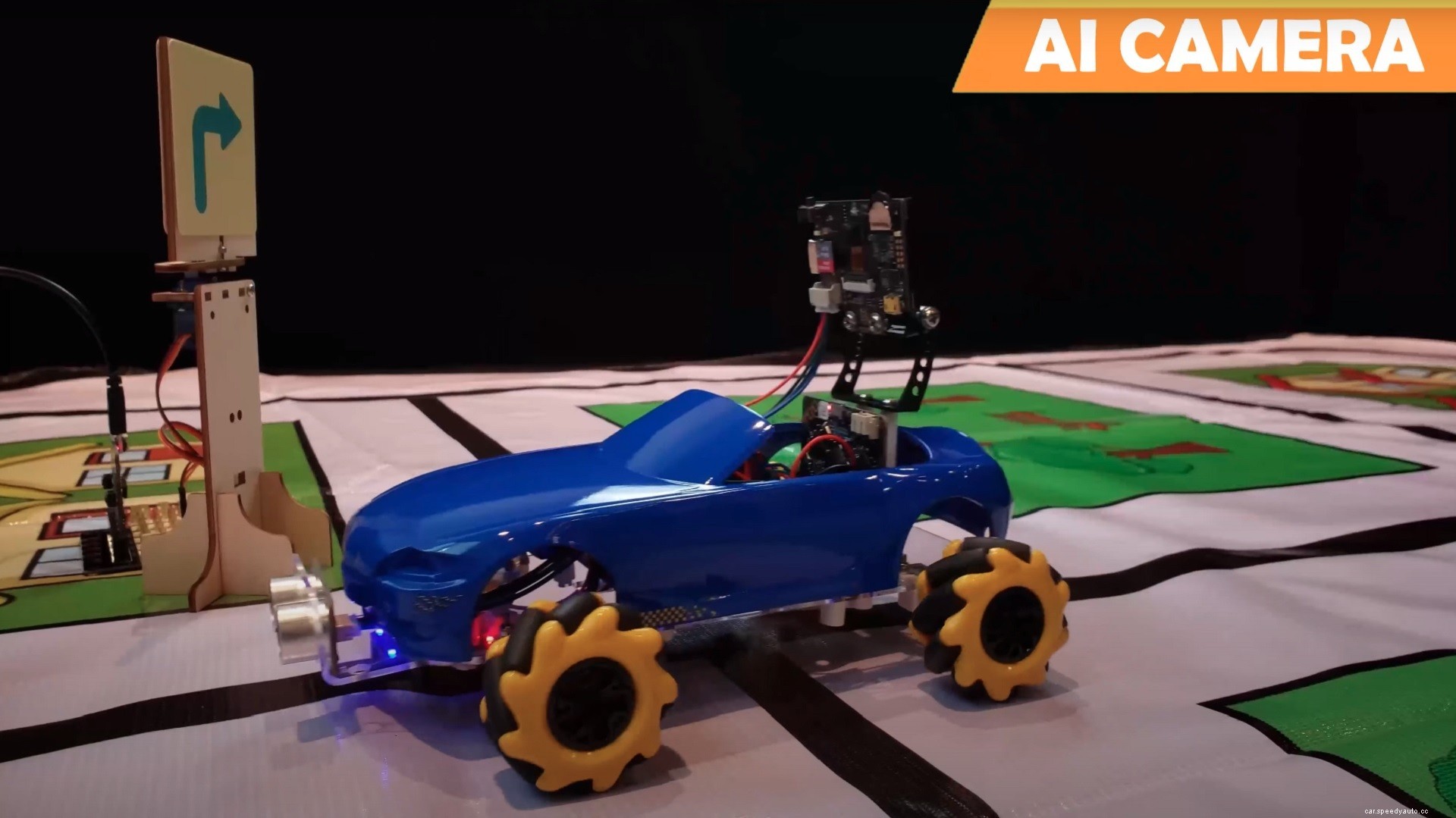 Do Your Kids Likes Cars? Buy This AI Robot Lego Compatible Toy