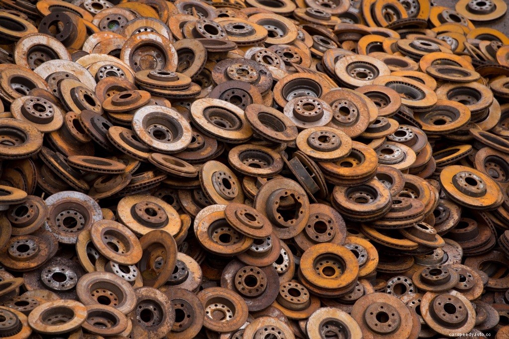 Brake Rotor Rust: How Worried Should You Be?