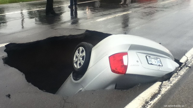 Tunnel’s Weird Optical Illusion Scaring Drivers: ‘I’m Tripping’