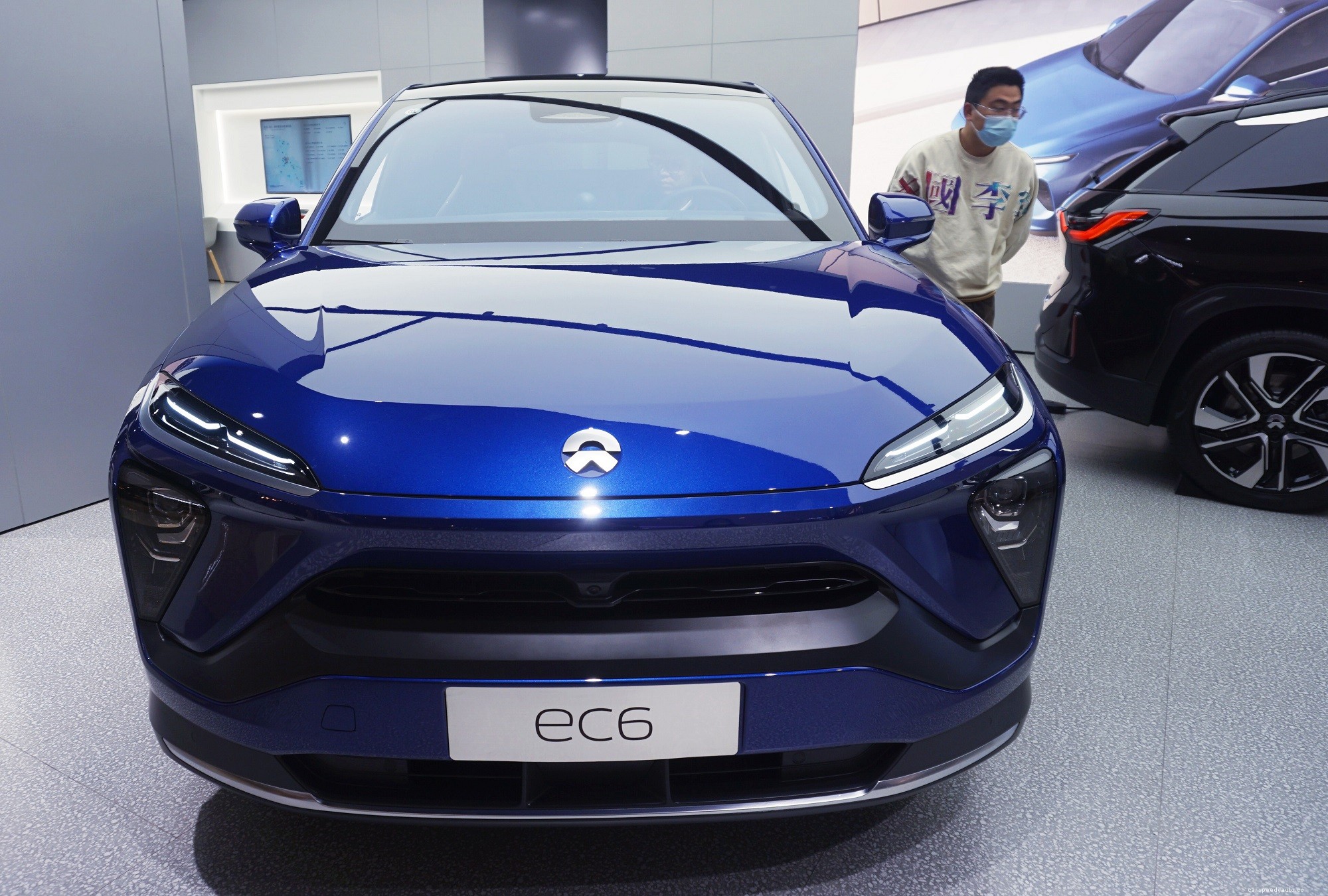 Battery Swaps for EVs: Silly or Solution?