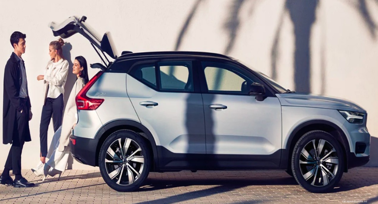 Is the 2022 Volvo XC40 Recharge Pure Electric Worth the Money?