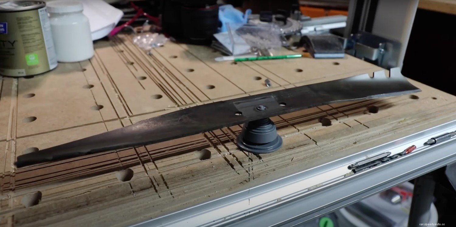 How to Sharpen Lawn Mower Blades