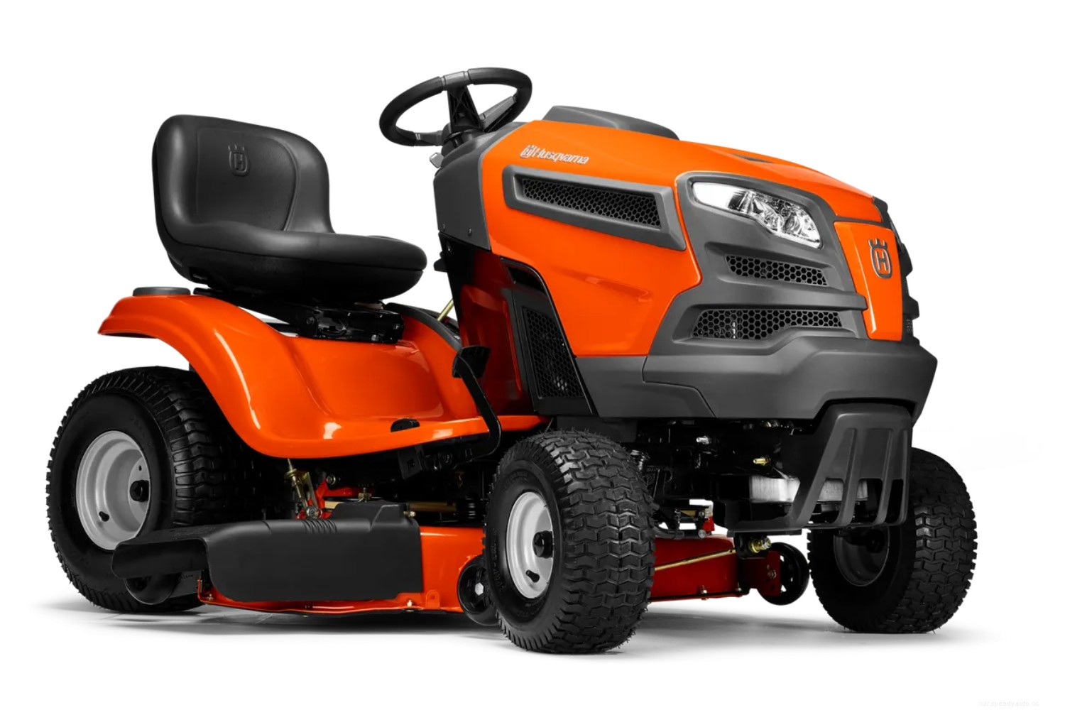 5 Best Riding Lawn Mowers With Gas, Electric, and Diesel Options
