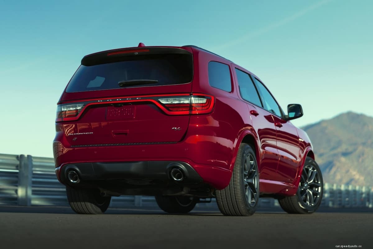 The 2022 Ford Explorer vs the 2022 Dodge Durango: 1 Is Clearly a Better Choice