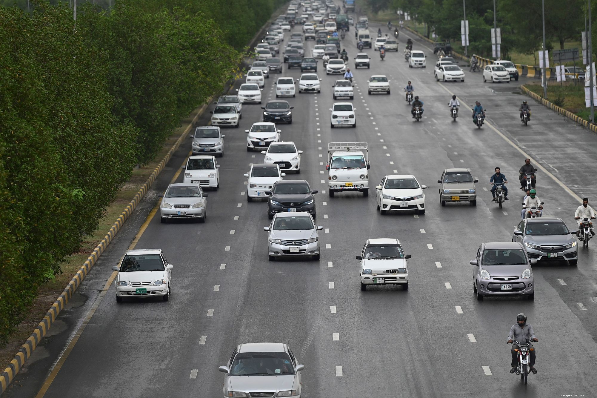 Consumers Do Not Trust Driver Assist Tech in New Cars, AAA Survey Confirms